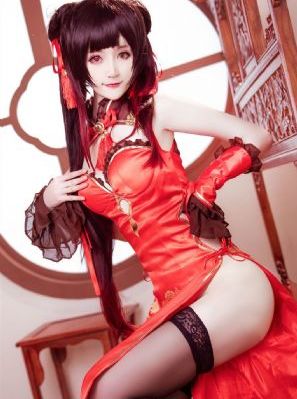 25岁女高中生动漫